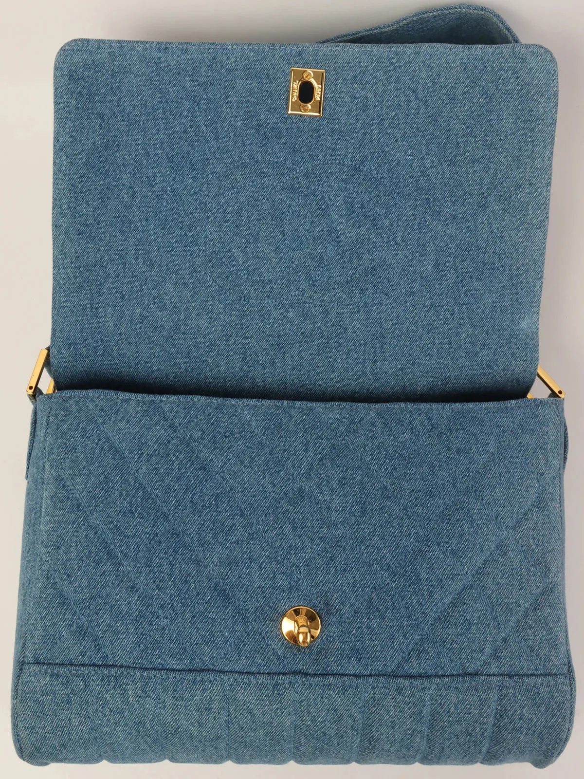 CHANEL Around 1990 Made Denim Turn-Lock Shoulder Bag Indigo