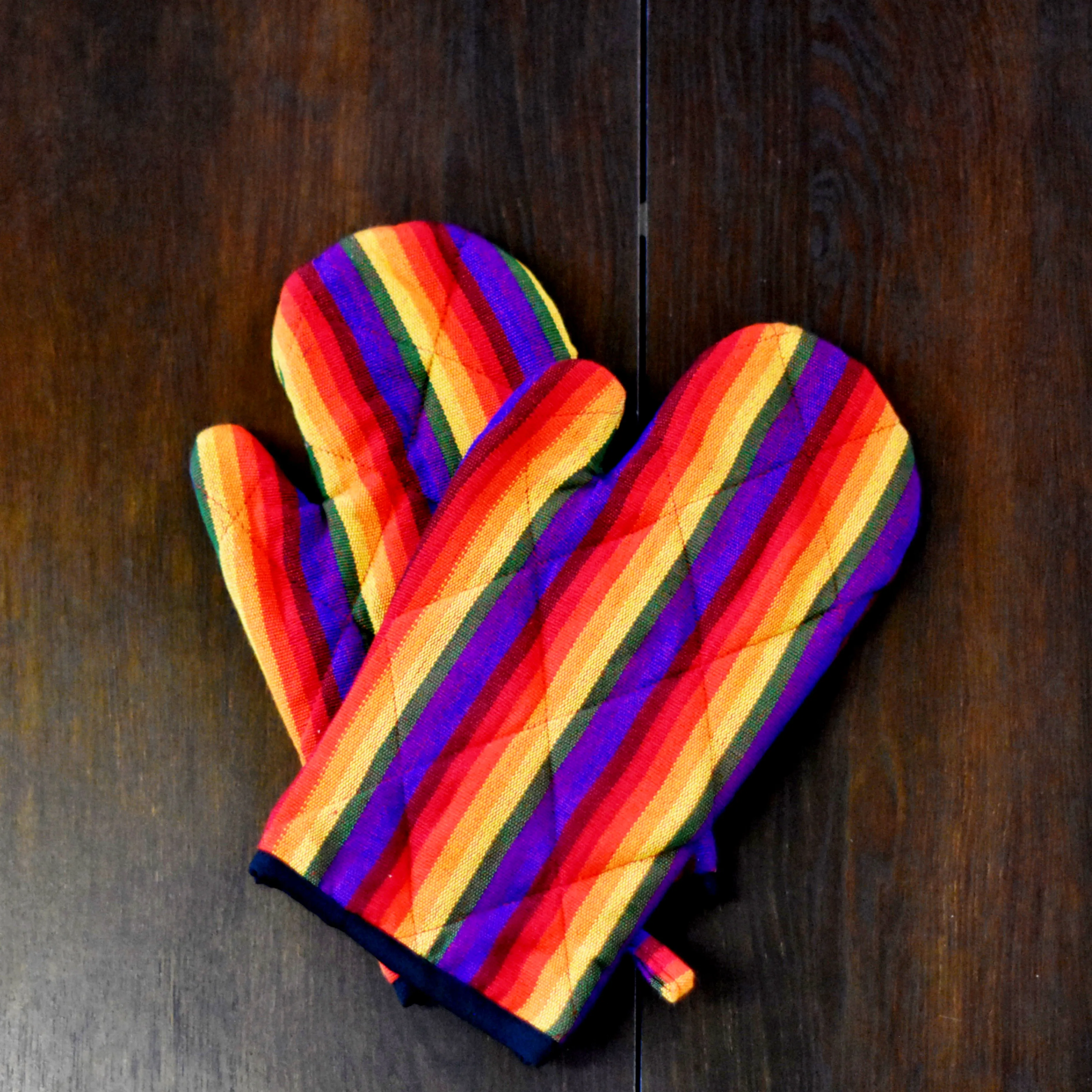 Set of 2 Matching Guatemalan Oven Mitts