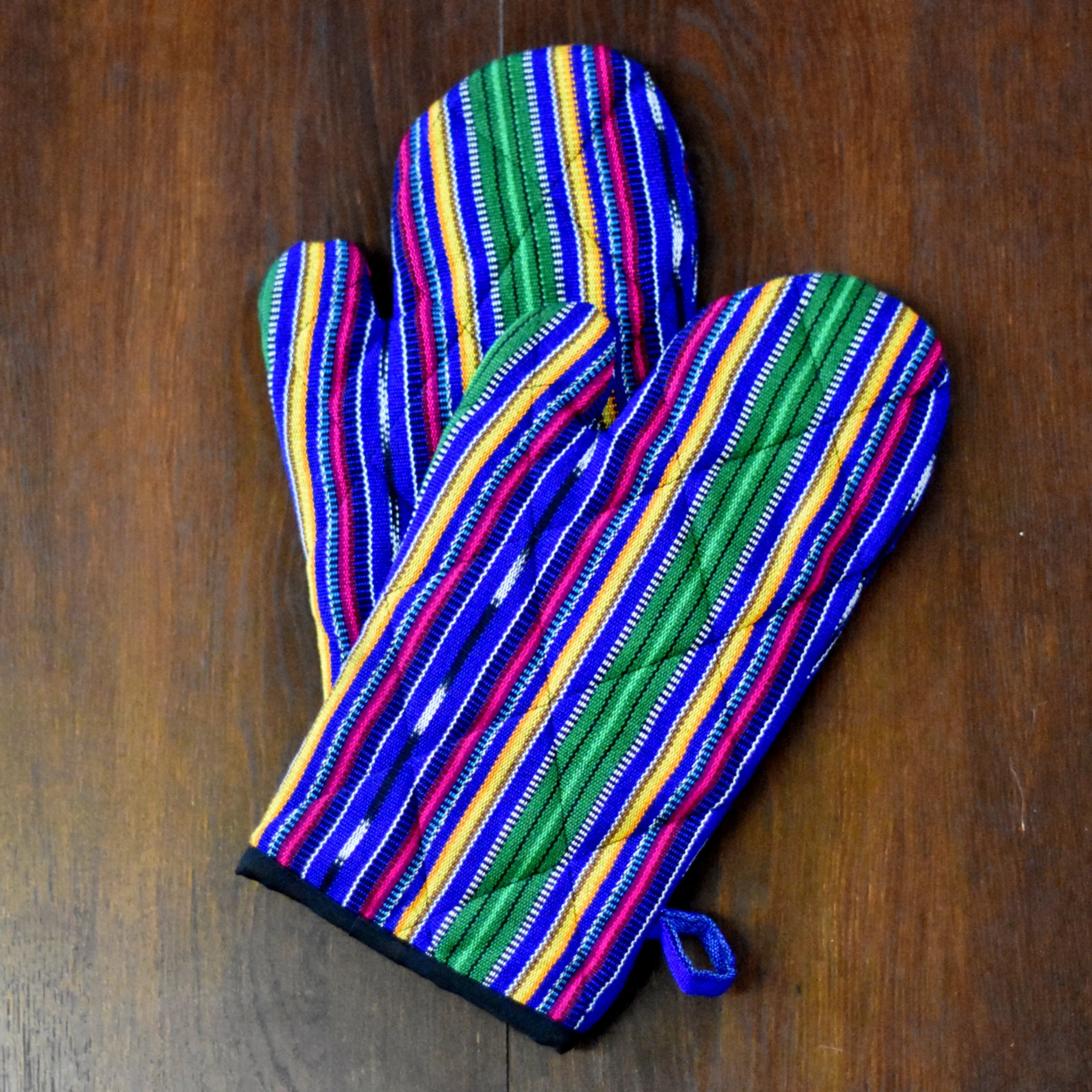 Set of 2 Matching Guatemalan Oven Mitts